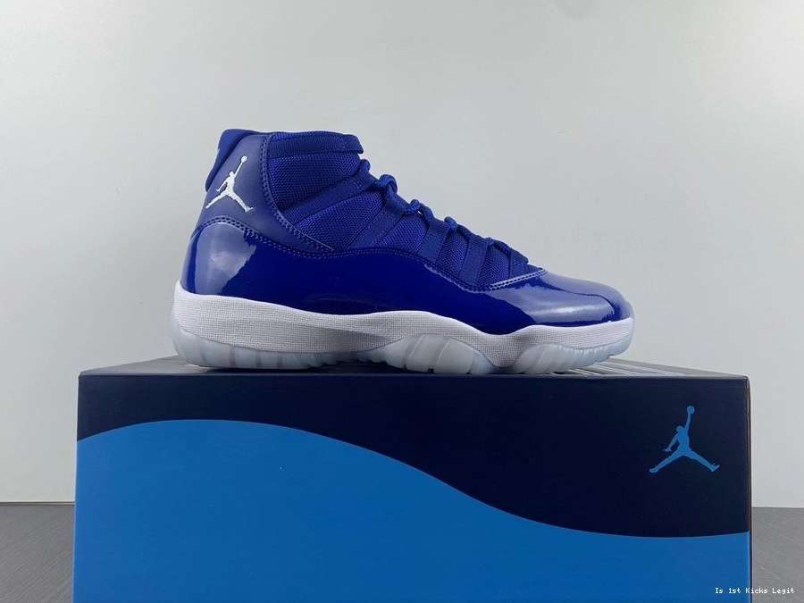 Jordan Blu AT7 Air Navy 11 Retro 0919